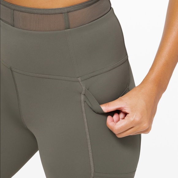 SOLD‼️ - Picture 3 of 7